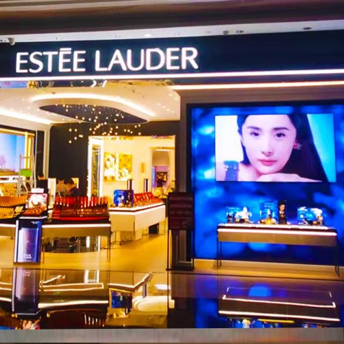 Small pitch display installed in cosmetics stores