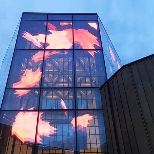 The display effect of transparent LED walls installed in the building