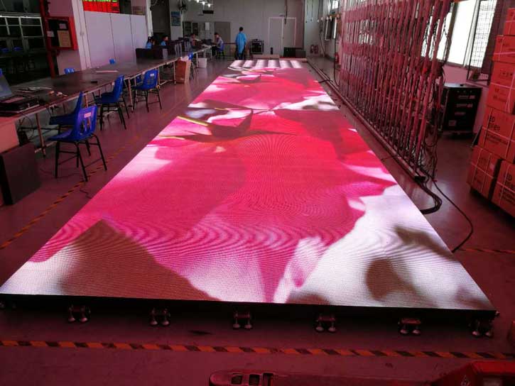The Factory Is Testing The Effect Of The LED Floor Tile Screen