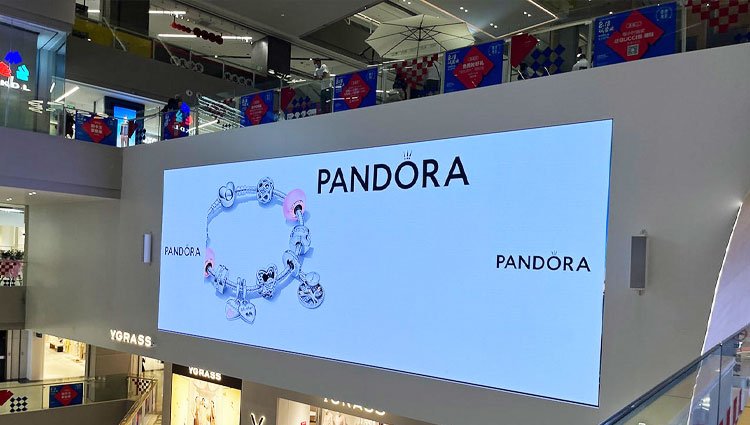 Indoor fixed LED display used in shopping malls