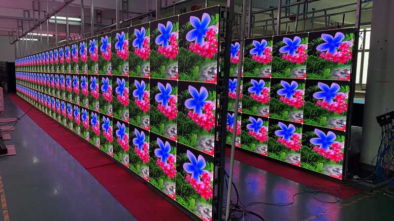 The Factory Is Testing The Effects Of Full Color LED Displays
