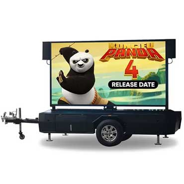 Trailer LED-Bildschirm zeigt Kung Fu Panda AD