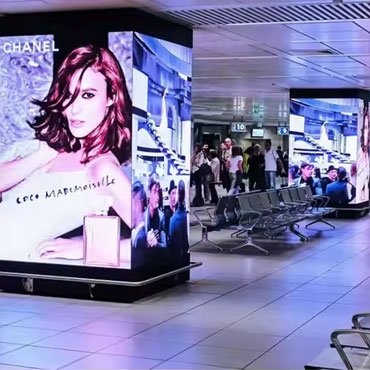 Köşe Düzensiz LED Ekran