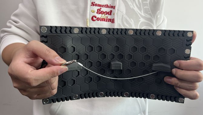 Pantalla LED flexible para exteriores P4 con rendimiento de seguridad y protección mejorado