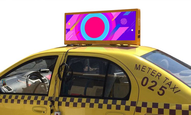 計程車行動廣告牌