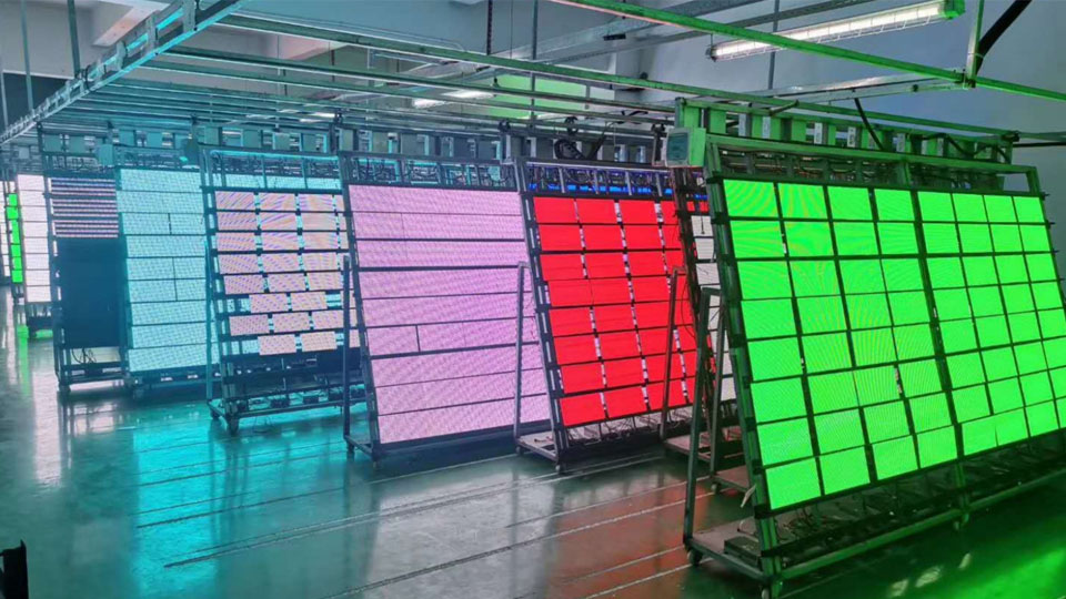P2.604レンタル屋外LEDディスプレイの老化試験