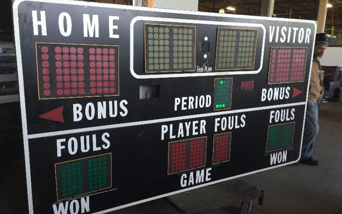 Vantaggi dell'azienda del tabellone segnapunti Fair Play Basketball