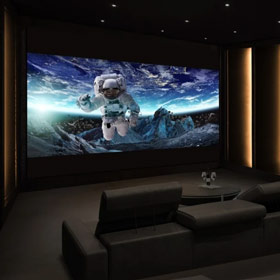 Parete video LED a passo fine nel cinema domestico