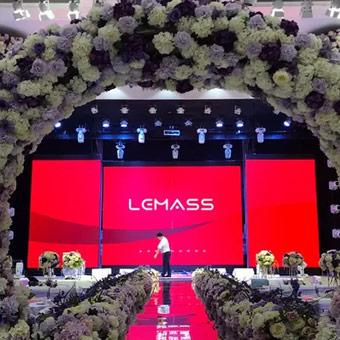 Hochdynamisches LED-Display zur Miete im Innenbereich