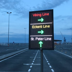 LED-Verkehrsschilder auf Stadtstraßen