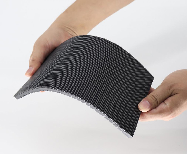 P1.53 La pantalla LED flexible se puede doblar