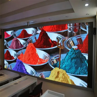 Écran LED couleur à petit pas