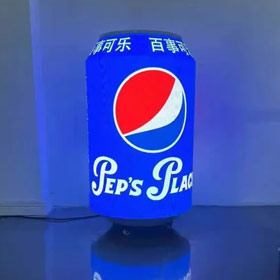 Écran LED dans les rues commerçantes