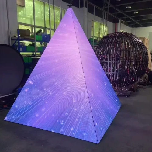 Kegelförmige LED-Bildschirme, dreieckige Pyramidenanzeige