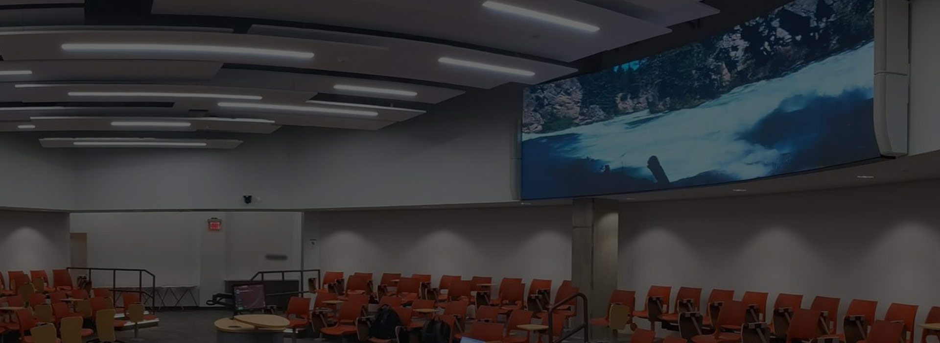 Banner de LED para educação