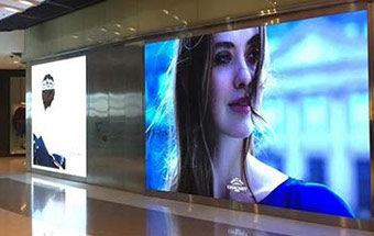 Affichage LED publicitaire intérieur