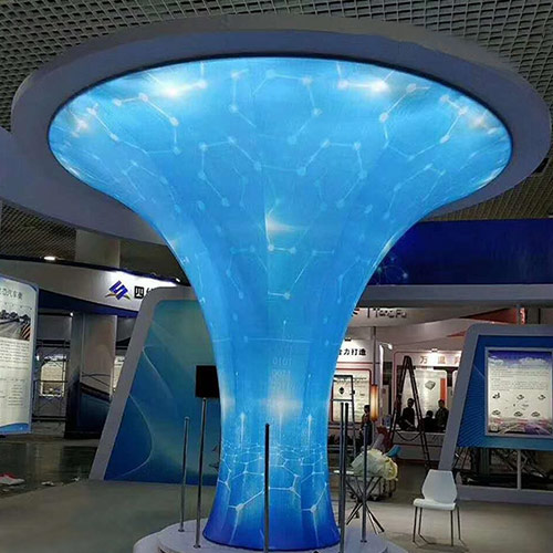 Exposição de móveis internos com display LED Tree Horn